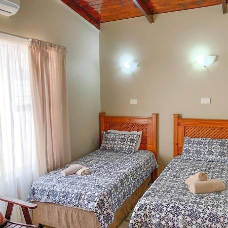 Beach Villa 27A & 27B Durban Buitenkant foto